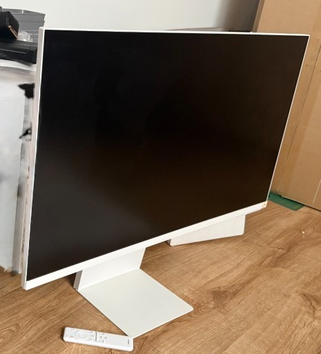 Zdjęcie oferty: Monitor SAMSUNG Smart M8 LS32DM801UUXDU 31.5" 3840x2160px 4 ms [GTG]