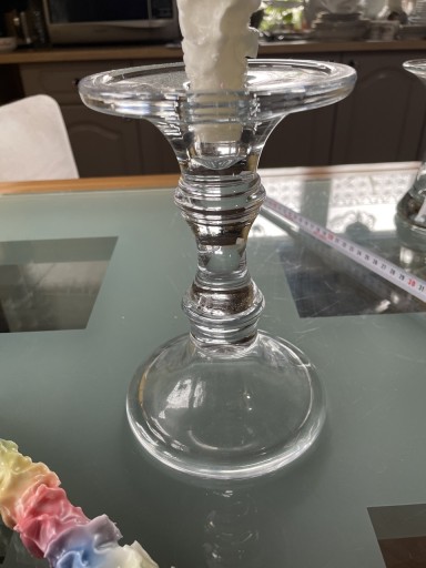 Zdjęcie oferty: Duży szklany świecznik 18 cm !!! plus 2 świece