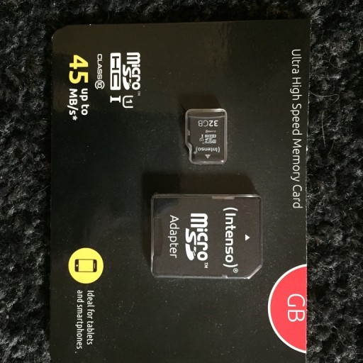 Zdjęcie oferty: Karta pamięci 32 GB z adapterem 