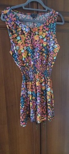 Zdjęcie oferty: Krótka sukienka TopShop