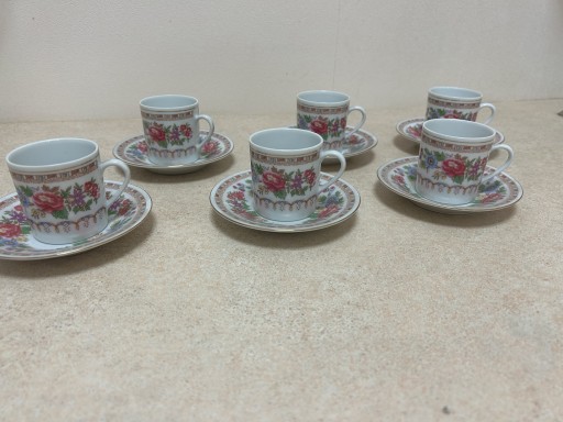 Zdjęcie oferty: Komplet 6 filiżanek z chińskiej porcelany 
