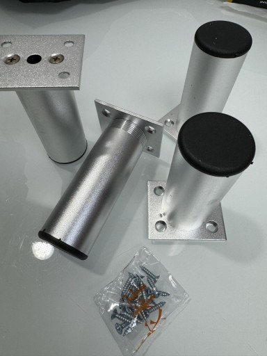 Zdjęcie oferty: HBLZG Zestaw 4 nóżek meblowych, nóżki do szafek, metalowe, regulowane