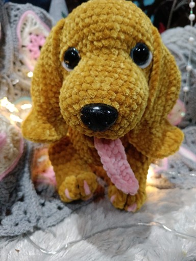 Zdjęcie oferty: Jamnik pies szydełkowy maskotka prezent 