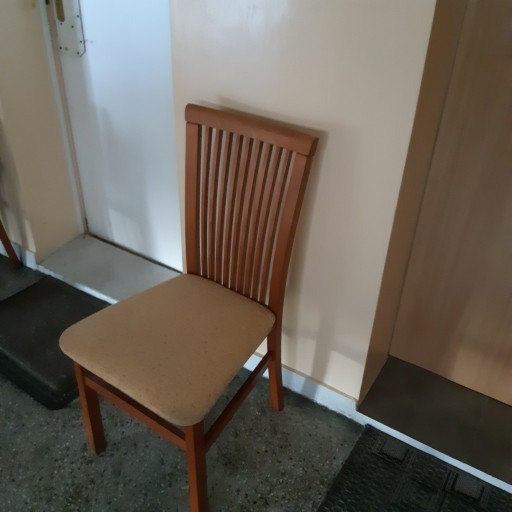 Zdjęcie oferty: komplet 4 krzesła
