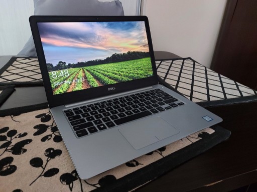 Zdjęcie oferty: Dell Inspiron 13" IntelCore i3 7130U 8GB 128SSD 