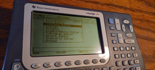 Zdjęcie oferty: Kalkulator naukowy Texas Instruments Voyage 200