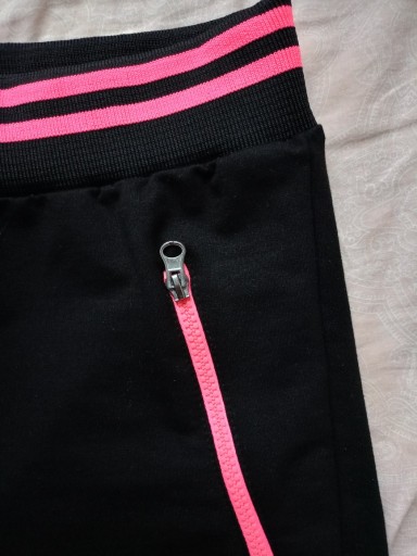 Zdjęcie oferty: Spodnie dresowe La Pia damskie M neon róż-czarne 