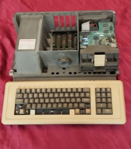 Zdjęcie oferty: Apple III (A3S1) zabytkowy komputer 