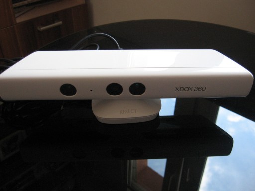 Zdjęcie oferty: Kamera XBox 360 Kinect +3x GRY