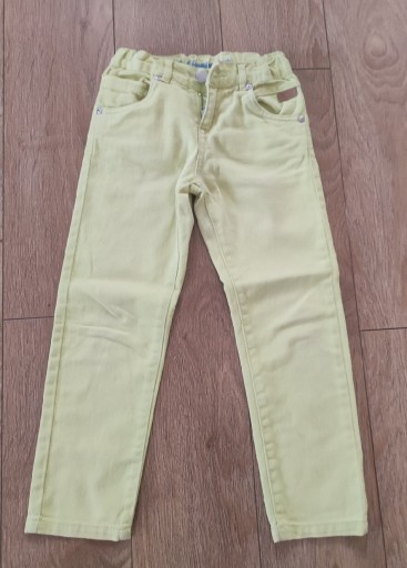 Zdjęcie oferty: Spodnie jeansy r 110 ok 5l. Boboli.