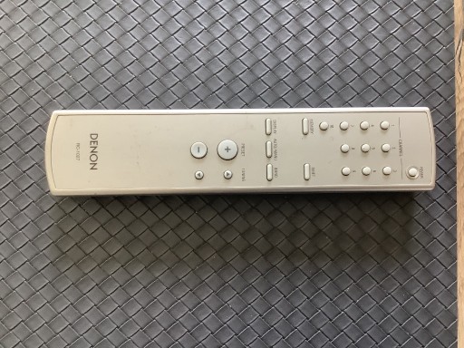 Zdjęcie oferty: Oryginalny pilot denon RC 1027