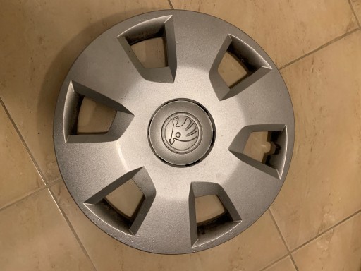 Zdjęcie oferty: Skoda Rapid Fabia kołpak 15" 5JA 601 147A