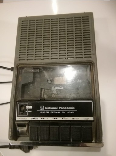 Zdjęcie oferty: Stary magnetofon National Panasonic RQ-312SD