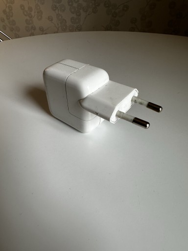 Zdjęcie oferty: Kostka ładująca Apple