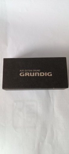 Zdjęcie oferty: LATARKA aluminiowa 14 cm - 9 LED GIFTBOX Grundig
