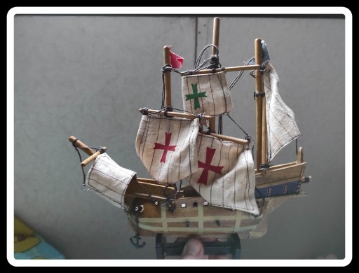 Zdjęcie oferty: Statek żaglowiec miniaturka zabawka pamiątka