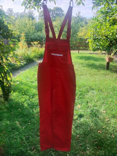 Zdjęcie oferty: Spodnie ogrodniczki czerwone XL ROCKWOOL jak nowe