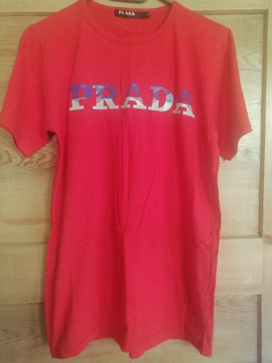 Zdjęcie oferty: Prada t-shirt jak Nowy r. L