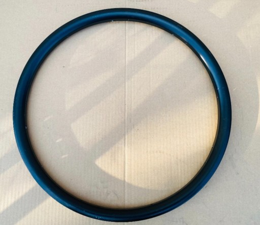 Zdjęcie oferty: Obręcz 20" aluminiowa 18H koło składak czarna