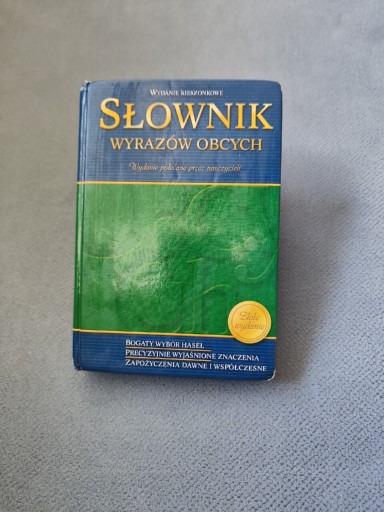 Zdjęcie oferty: Słownik wyrazów obcych złote wydanie