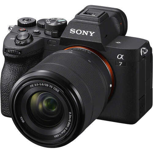 Zdjęcie oferty: Aparat Sony A7 IV ob. 28-70 f/3.5-5.6 (ILCE-7M4K) 