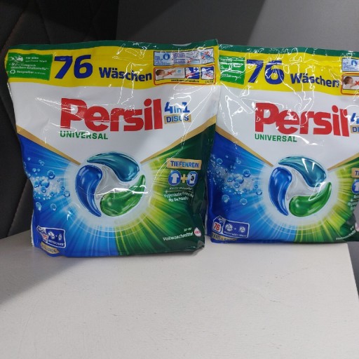 Zdjęcie oferty: Kapsułki do prania Persil Universal 4in1 76 prań 