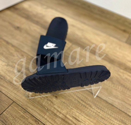 Zdjęcie oferty: Wygodne klapki meskie Nike 40-45