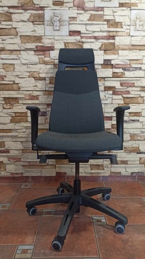 Zdjęcie oferty: Krzesło/fotel obrotowe IKEA VOLMAR czarny