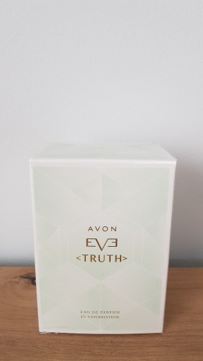 Zdjęcie oferty: Woda perfumowana dla niej Eve Truth Avon 
