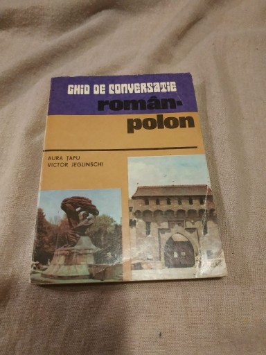 Zdjęcie oferty: Książka z rozmówkami polsko-rumuńskimi z 1981 r.