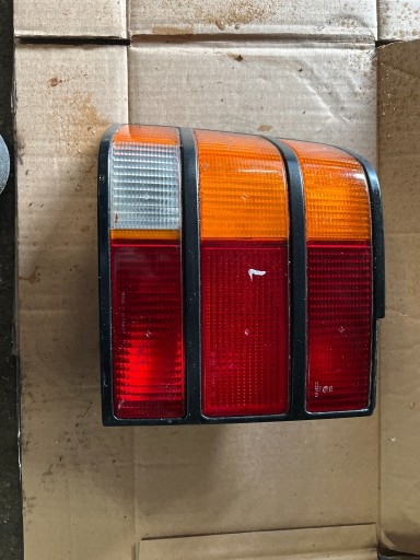 Zdjęcie oferty: lampy Ford Scorpio tylne 89r