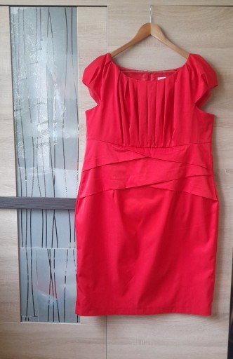 Zdjęcie oferty: Czerwona elegancka sukienka Omega r. XXL