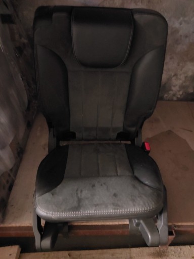 Zdjęcie oferty: fotel tylny prawy lewy mercedes r-klasa w251 