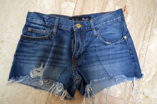Zdjęcie oferty: Spodenki krótkie jeans H&M DIVIDED rozmiar 36