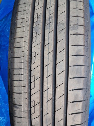 Zdjęcie oferty: Opony Letnie 215/55 R18 95H