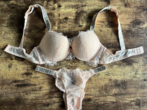 Zdjęcie oferty: Victoria’s Secret biustonosz 75B push up majtki figi M 38 nowe