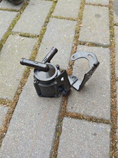 Zdjęcie oferty: Pompa wody chłodzenia turbiny 1.6THP THP150 Citroen C4 2009