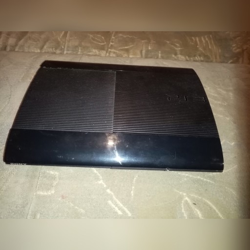 Zdjęcie oferty: Konsola PS3 + 2 pady + 11 gier