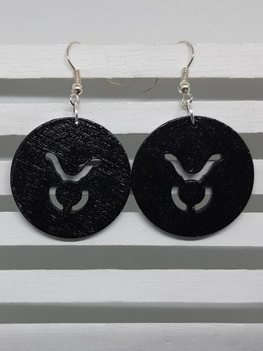 Zdjęcie oferty: Znak zodiaku Byk czarny, drewno, lekkie, koło 3cm