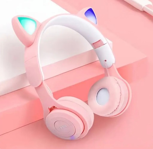 Zdjęcie oferty: Bezprzewodowe SŁUCHAWKI dla dzieci, oświetlenie LED, uszy kota, prezent