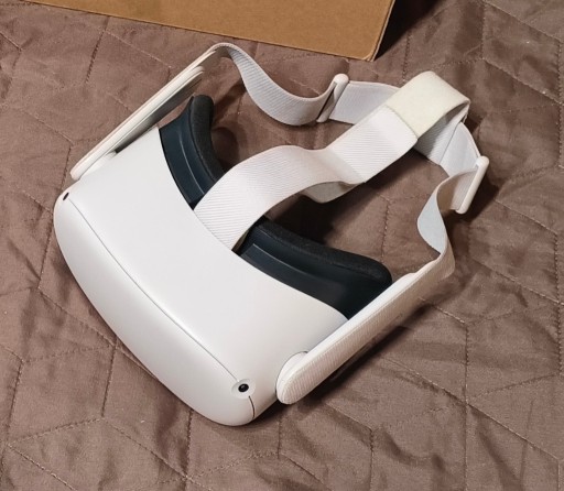 Zdjęcie oferty: Gogle VR Oculus Quest 2