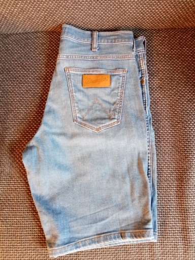 Zdjęcie oferty: Wrangler 5 Pocket Short W 30 Jeans Jak Nowe