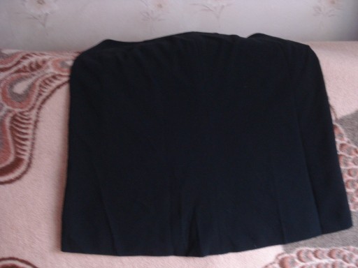 Zdjęcie oferty: czarna spódnica z metką rozmiar 46