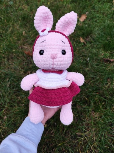 Zdjęcie oferty: Zając robiony na szydełku 