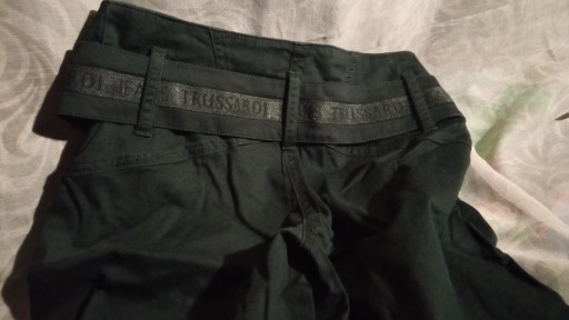 Zdjęcie oferty: Krótkie spodenki eleganckie S Trussardi Jeans