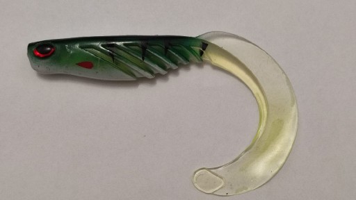 Zdjęcie oferty: Guma przynęta sandacz szczupak na ryby M41