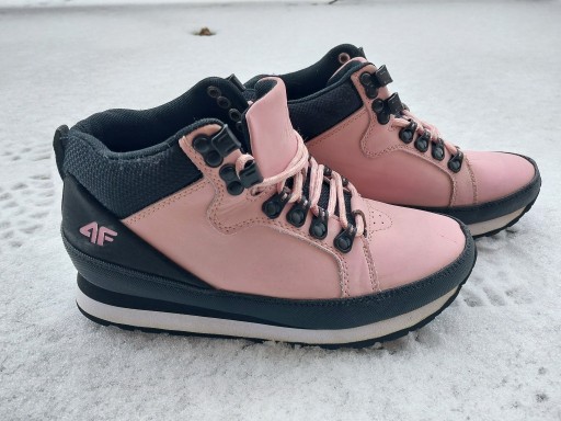 Zdjęcie oferty: 4F buty dziewczęce zimowe, różowy roz 37