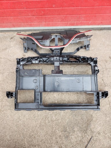 Zdjęcie oferty: Renault Scenic IV 4 pas przedni stelaż pod grill 