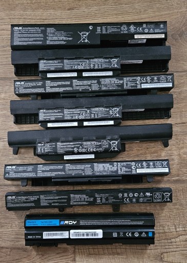 Zdjęcie oferty: Baterie z laptopów 8szt uszkodzone