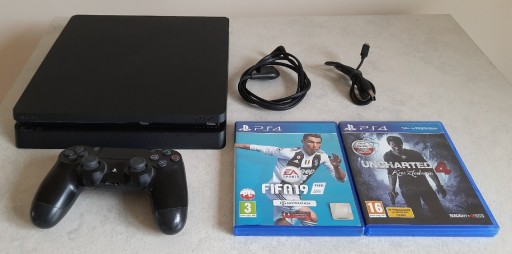 Zdjęcie oferty: Konsola PlayStation PS4 Slim 1TB Pad kable gry 